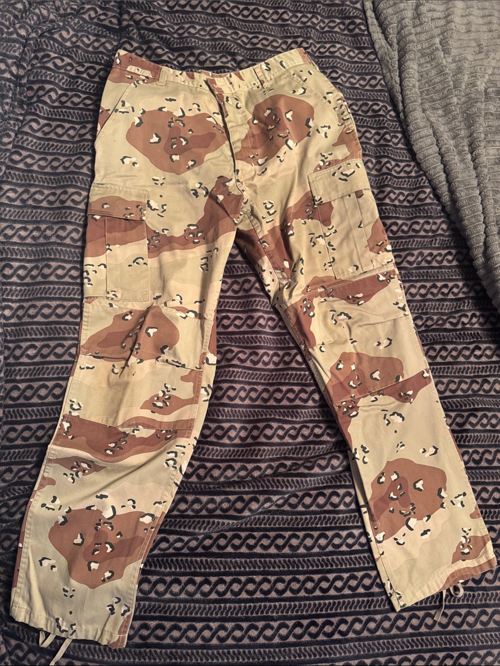 Desert Camouflage Military-Style Pants - Tan & Brown
